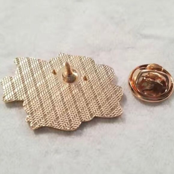 Sorting Hat enamel pin - Picture 2 of 2